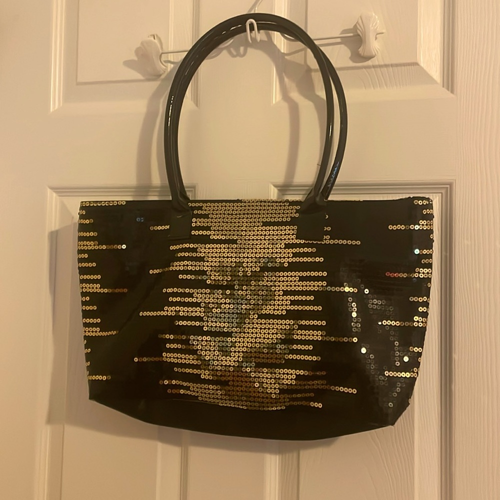 VENUS sequined bag! Eye catching double strap with satin interior & snap inside